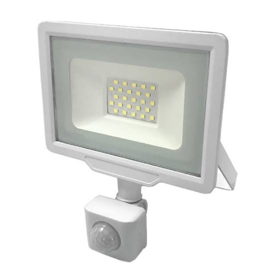 Projecteur LED extérieur 20 W à détecteur de mouvement IP65